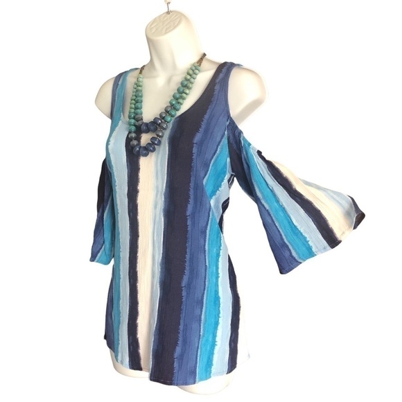 DEPT222 | Blue stripe Cold Shoulder top - Picture 1 of 8